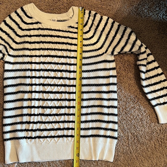 Gap Stripe Sweater - Picture 4 of 5